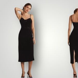 PAIGE Dress Gaia NWT Velvet Midi Rosette Fitted Elegant Designer Black Size 4